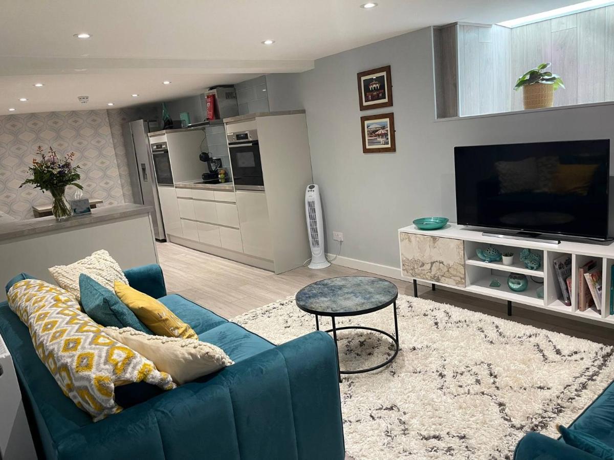 Entire 2 Bed Flat With Garden, Located Near Beach Apartment Brighton Exterior photo