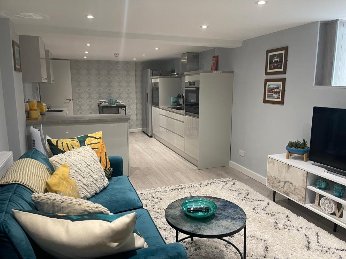 Entire 2 Bed Flat With Garden, Located Near Beach Apartment Brighton Exterior photo